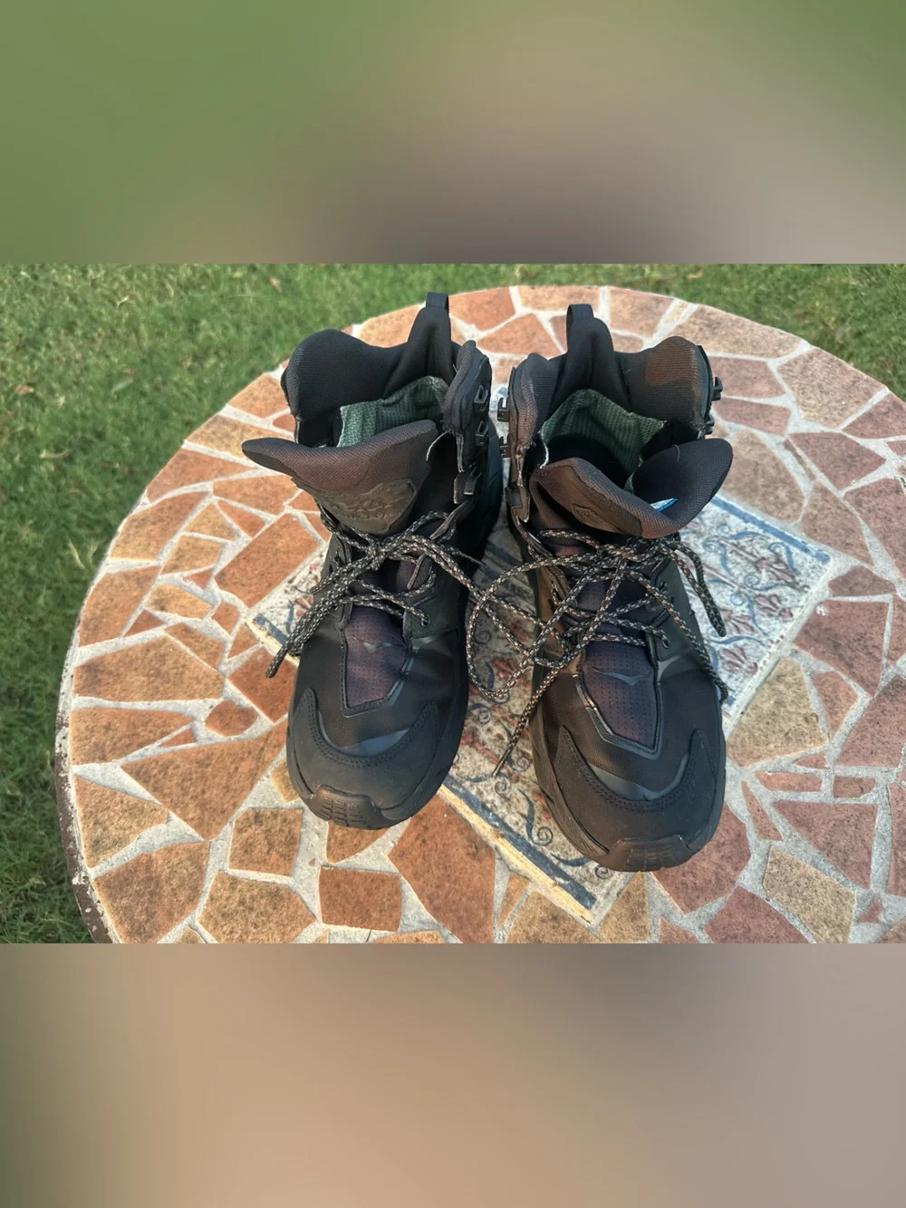 HOKA ONE ONE Anacapa Mid GTX Waterproof Hiking Boots – Men's Black size 10.5D